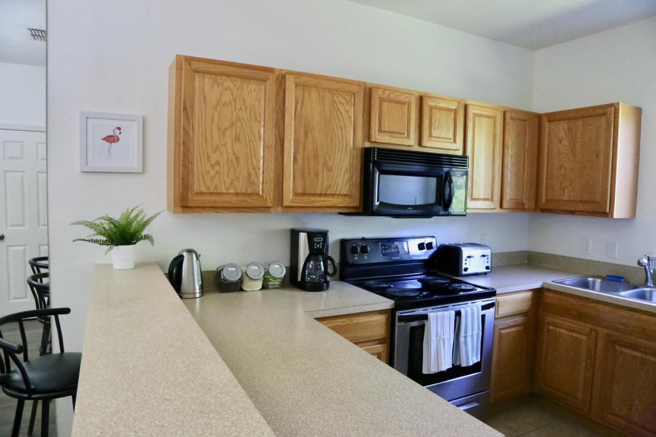 Oaks Modern & Comfy Condo In The Perfect Location Gainesville Exterior photo